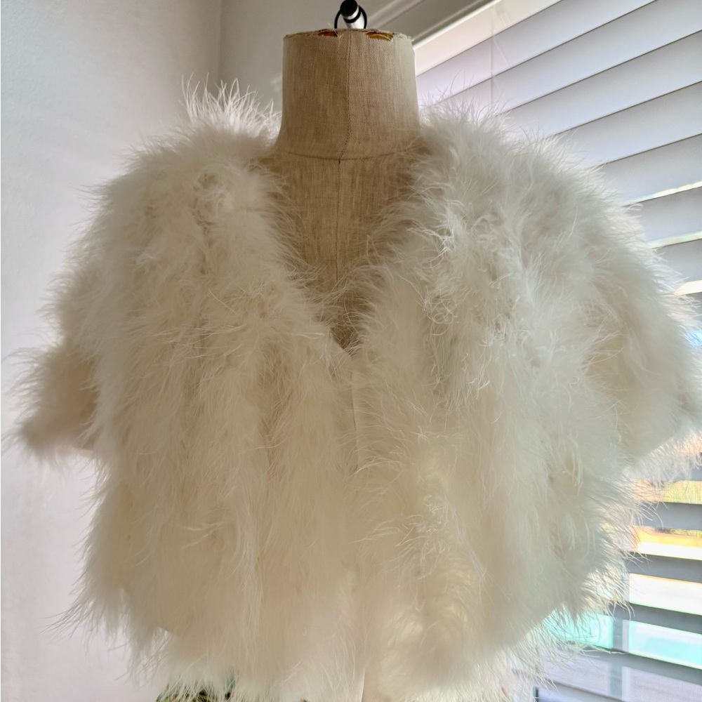 Elegant White Feathered Capelet